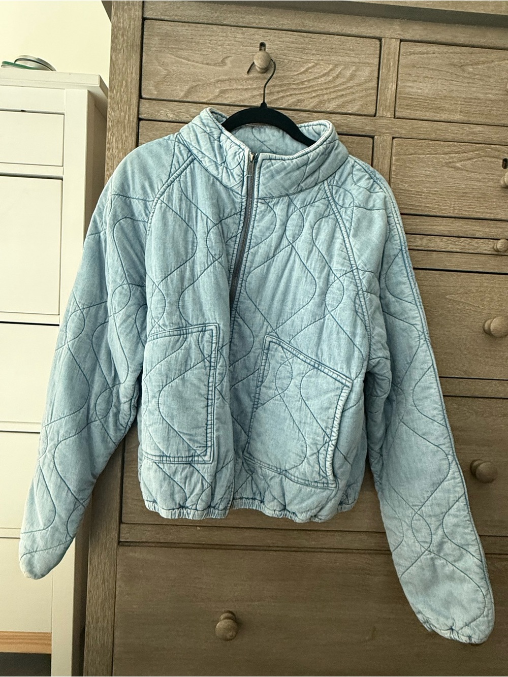 Electric & Rose Light Blue Quilted Women’s Jacket with Front Pockets